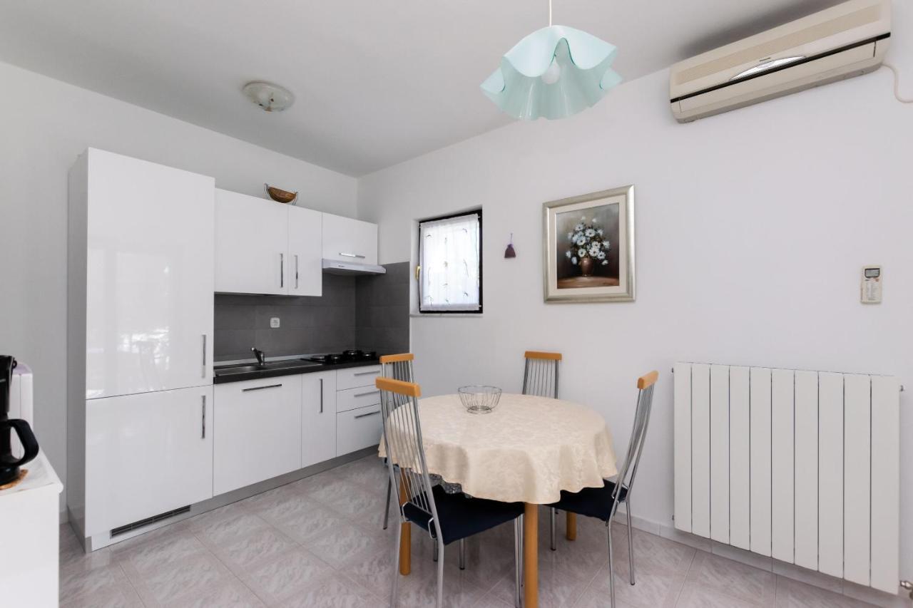Apartments Anka Kampor Dış mekan fotoğraf